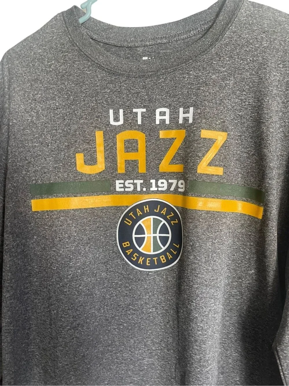 Mens Gray Pullover Crew Neck Utah Jazz Basketball Long Sleeve T-Shirt Size Large